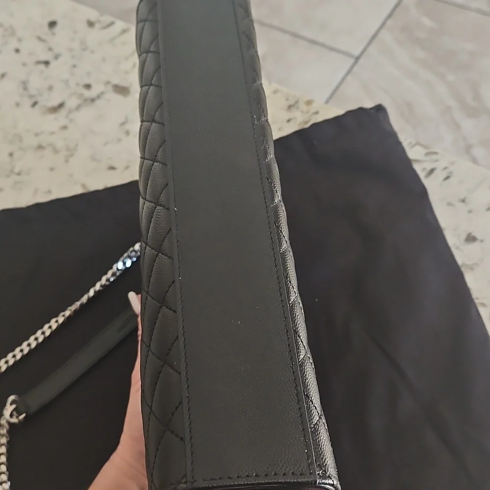 Yves Saint Laurent Black Envelope in Matelasse Lambskin - EUC - Picture 5 of 16